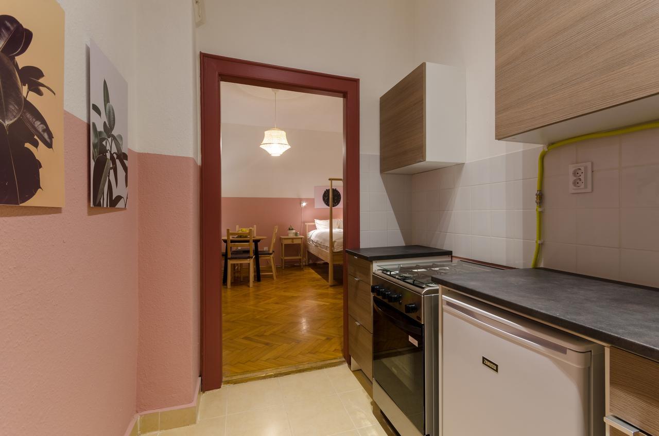 Okra Apartment Budapest Exterior foto